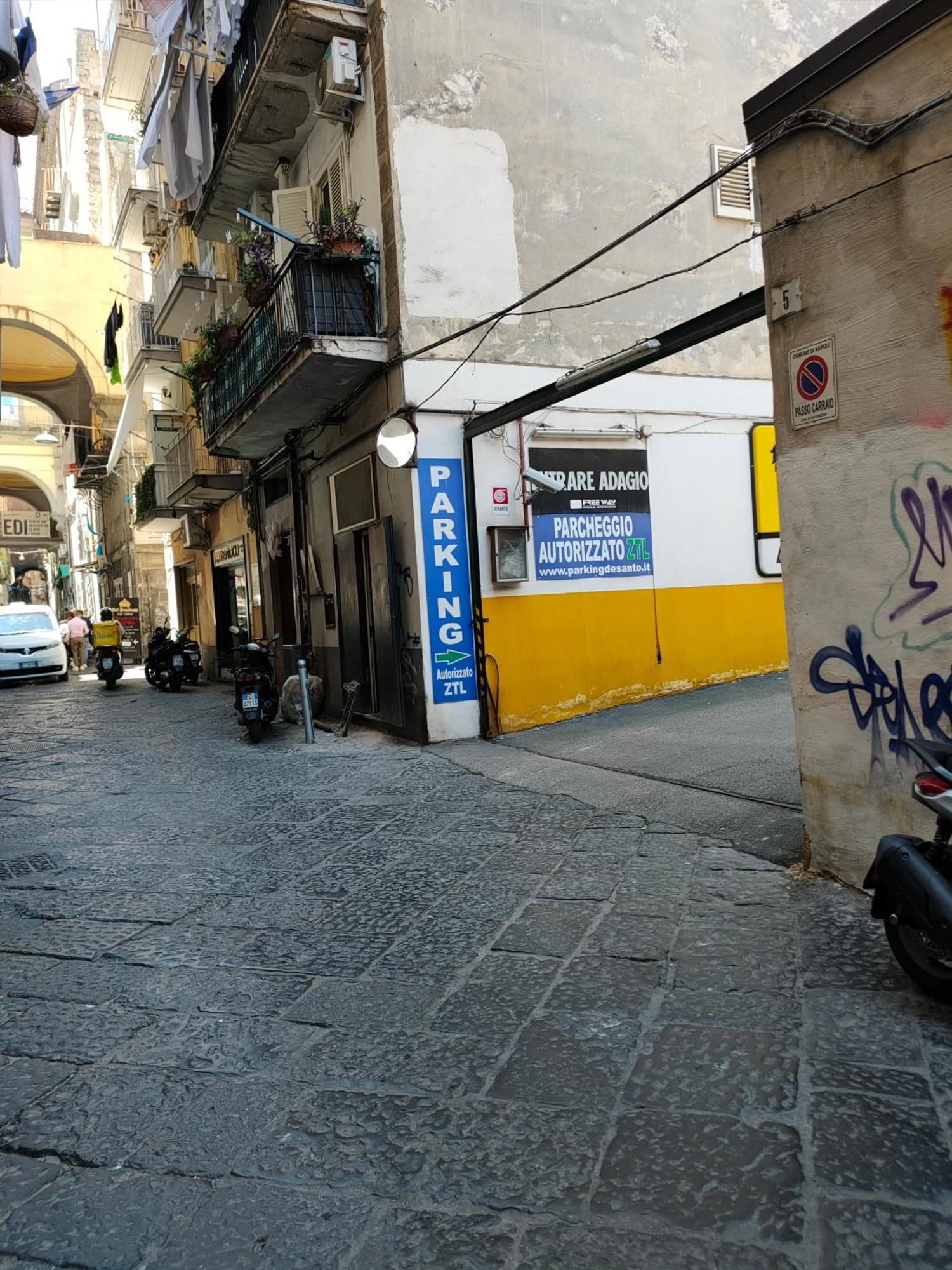 Napoli Sogno Infinito Hotel Exterior photo